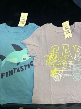 Bundle deal GAP Lilac Surf Jeep Tee & Light Blue Shark 'Fintastic' Tee - Toddler